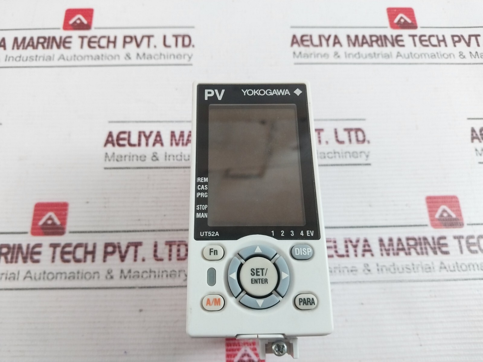 YOKOGAWA UT52A Digital Indicating Controller 100-240VAC-50/60HZ