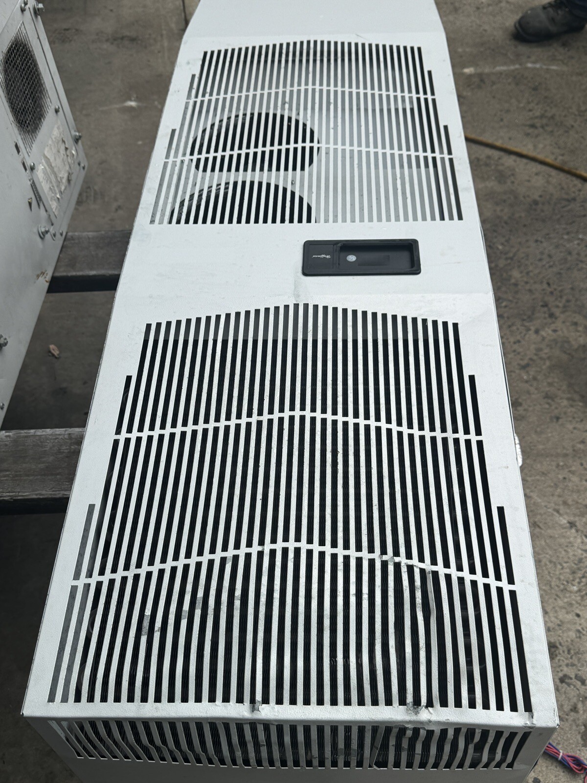 New Hoffman G521226G050 Enclosure Cooling Unit Damaged In Shipping. Never Used.