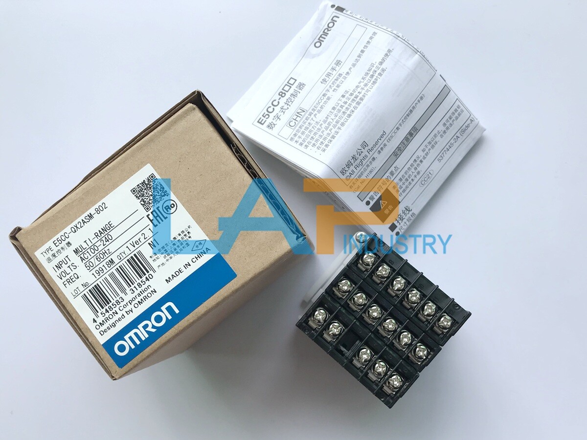 1PCS NEW For OMRON Temperature Controller E5CC-QX2ASM-802 100-240VAC