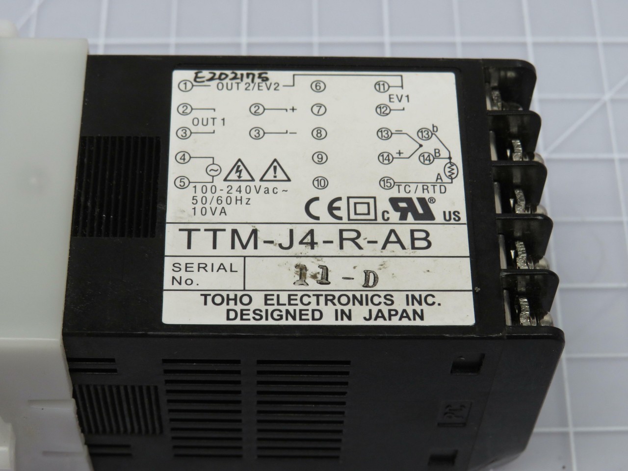 TOHO ELECTRONICS TTM-J4-R-AB TEMPERATURE CONTROL 100-240 VAC 50/60 HZ 10VA T1855
