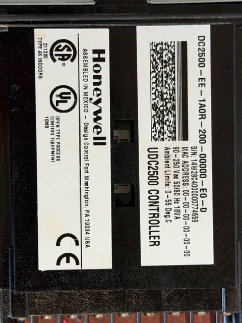 HONEYWELL DC2500-EE-1A0R-200-00000-E0-0 Universal Digital Controller UDC2500