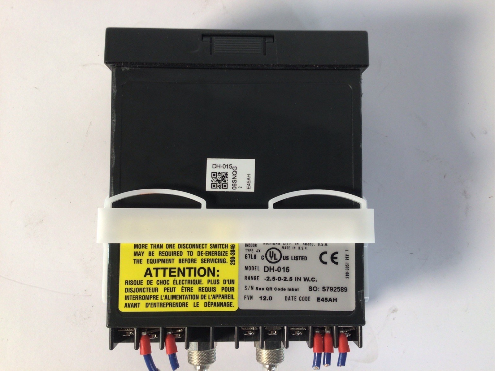 Dwyer DH-016 Digihelic Differential Pressure Controller- Range -2.5-2.5